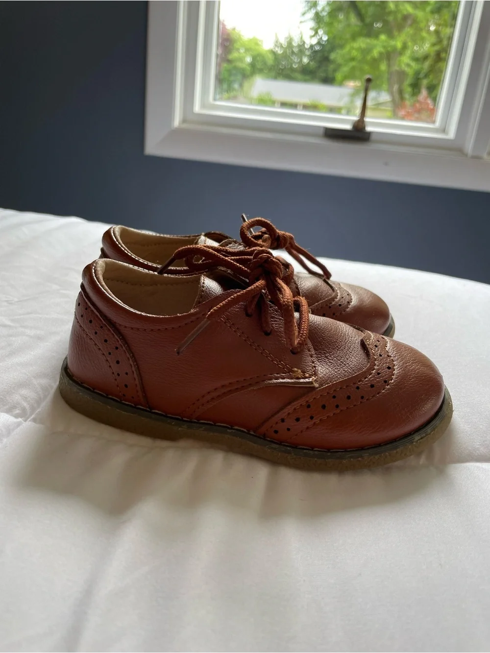 892. MG Baby Classic Oxford Leather Dress Shoes Toddler Size 8 Brown/Tan
